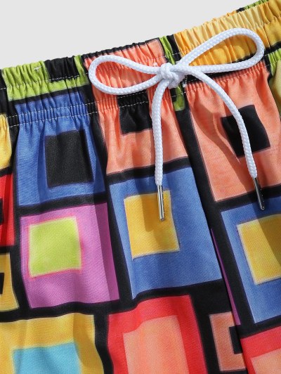 Checkered Print Drawstring Pocket Shorts