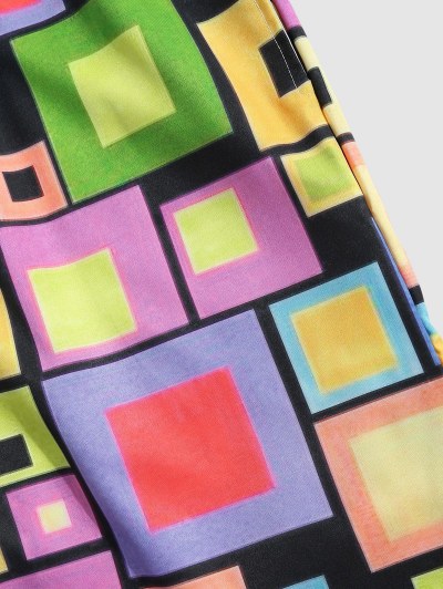 Checkered Print Drawstring Pocket Shorts